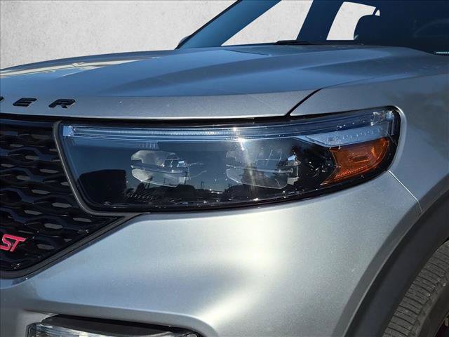 Used 2020 Ford Explorer ST w/ ST High-Performance Pack AWD/4WD image 2