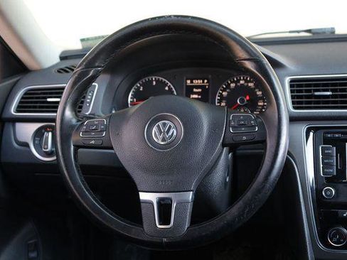Used 2015 Volkswagen Passat TDI SE FWD image 27