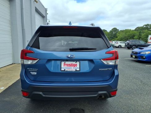 Used 2023 Subaru Forester Premium AWD/4WD image 3
