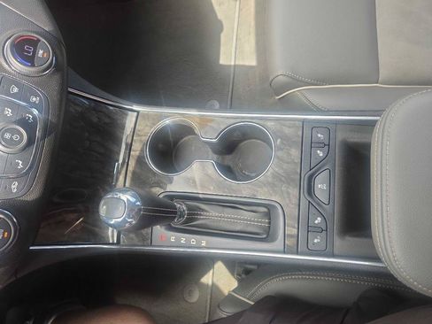 Used 2015 Chevrolet Impala LT w/ Convenience Package FWD image 14