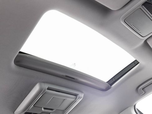 Used 2018 Honda Pilot Elite image 33
