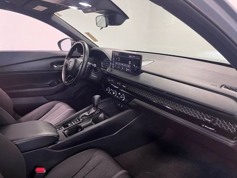 Used 2024 Honda Accord Sport image 11