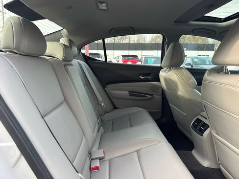 Used 2015 Acura TLX V6 w/ Technology Package image 11