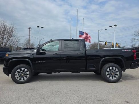 New 2026 Chevrolet Silverado 2500 Custom w/ Custom Value Package image 12