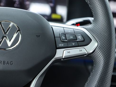 New 2026 Volkswagen Tiguan SE R-Line image 22