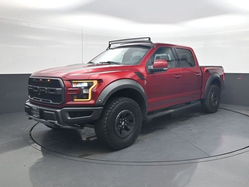 Used 2017 Ford F150 Raptor w/ Equipment Group 802A Luxury image 3