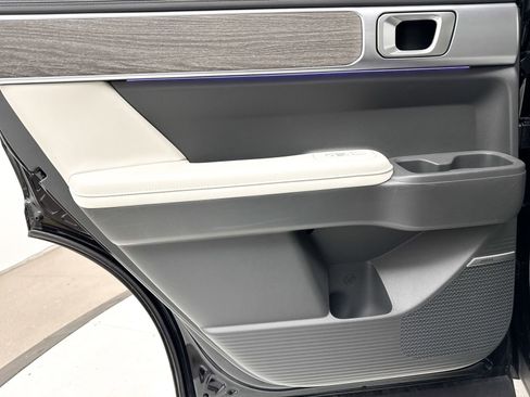 Used 2024 Hyundai Santa Fe Calligraphy AWD/4WD image 33