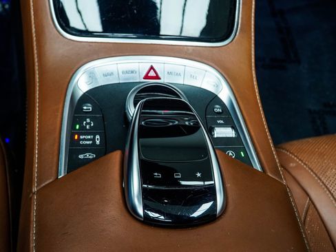 Used 2017 Mercedes-Benz S 550 Cabriolet image 21
