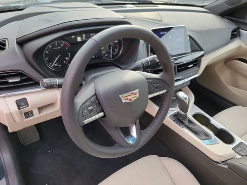 Used 2025 Cadillac CT4 Premium Luxury image 10