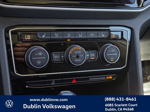 Certified 2023 Volkswagen Atlas SE w/ Panoramic Sunroof Package FWD image 21