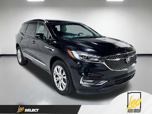 Used 2021 Buick Enclave Avenir w/ Avenir Technology Package AWD/4WD image 5