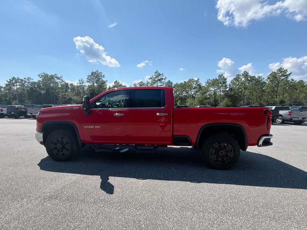 Used 2024 Chevrolet Silverado 2500 LTZ w/ LTZ Plus Package AWD/4WD image 6