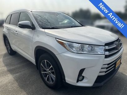 Used 2018 Toyota Highlander XLE
