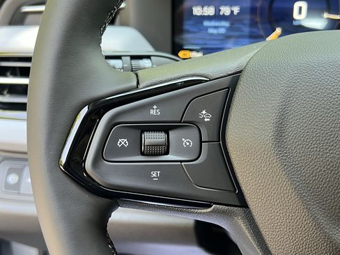 New 2027 Chevrolet Bolt LT w/ Comfort Package FWD image 20