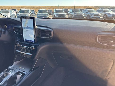 Used 2021 Ford Explorer ST image 17
