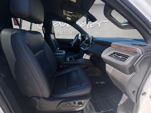 Used 2022 Chevrolet Tahoe LT w/ Luxury Package RWD image 24