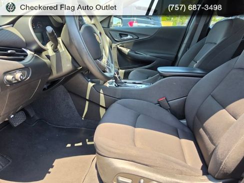 Used 2022 Chevrolet Malibu LT FWD image 14