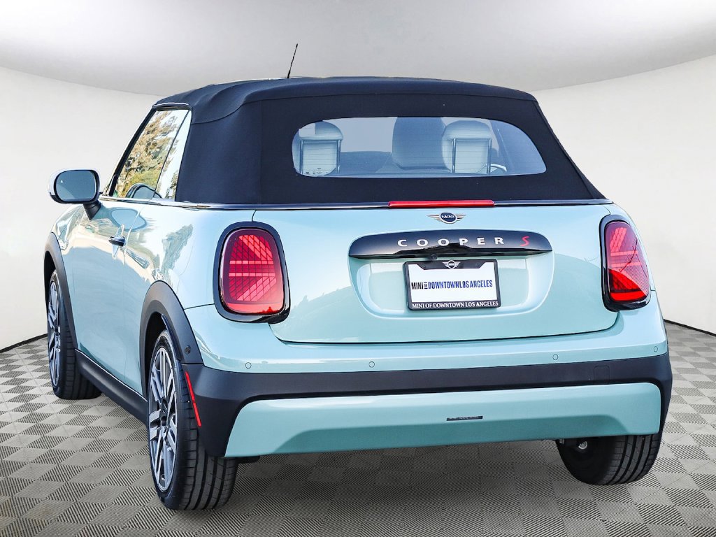 Used 2026 MINI Cooper S FWD image 8