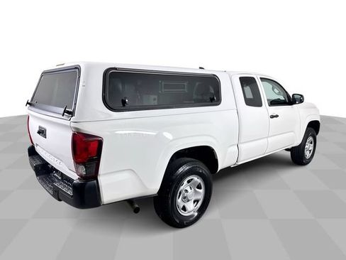 Used 2023 Toyota Tacoma SR RWD image 8