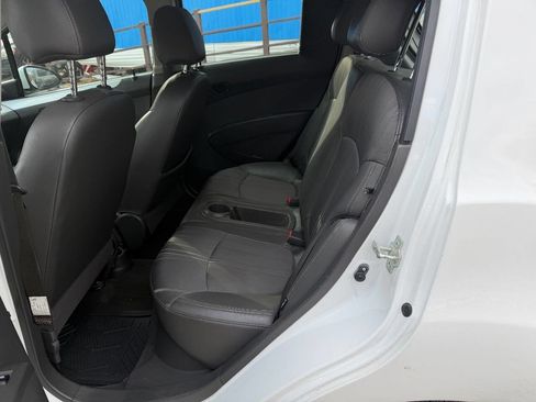 Used 2014 Chevrolet Spark LT image 17