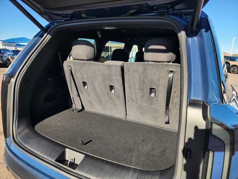 Used 2027 Kia Telluride S w/ Towing Package FWD image 16