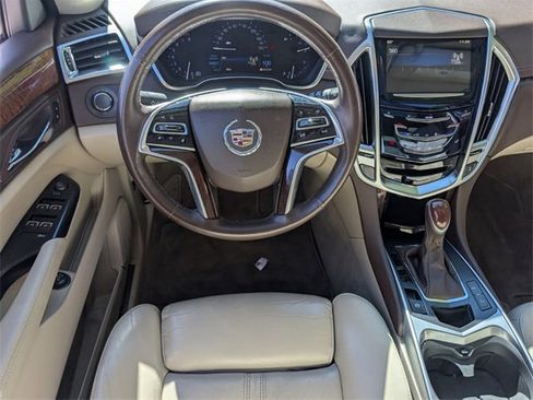 Used 2016 Cadillac SRX Luxury image 9