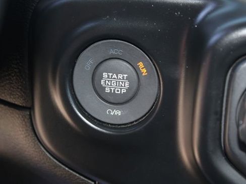 Used 2022 Jeep Wrangler Unlimited Sport AWD/4WD image 19