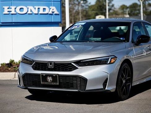 Certified 2025 Honda Civic Sport image 2