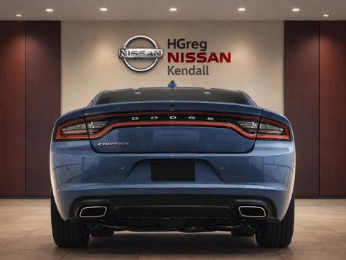 Used 2023 Dodge Charger SXT image 6