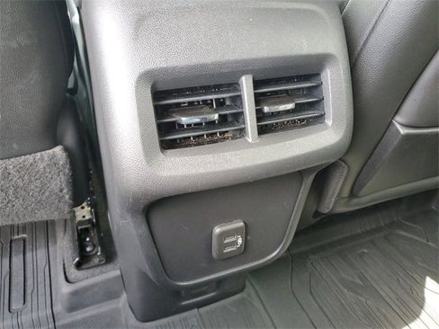 Used 2020 GMC Terrain SLT w/ Preferred Package image 21