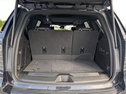 Certified 2025 Chevrolet Tahoe Premier AWD/4WD image 36