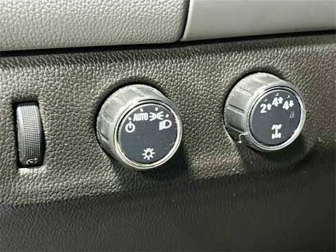 Used 2021 Chevrolet Colorado W/T w/ Custom Special Edition image 12