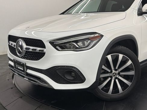 Used 2022 Mercedes-Benz GLA 250 w/ Premium Package Lite image 4