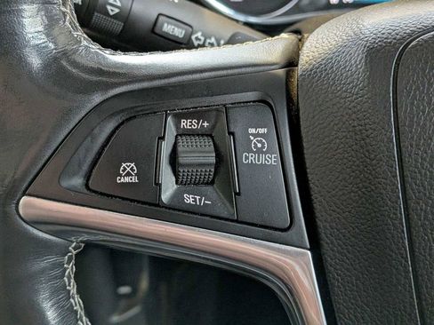 Used 2019 Buick Encore Essence image 24