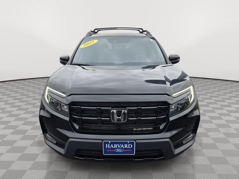 Used 2025 Honda Ridgeline Black Edition image 2