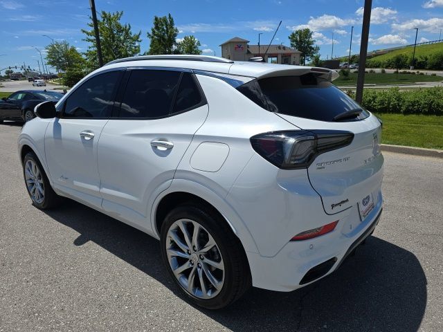 Used 2025 Buick Encore GX Avenir w/ Avenir Technology Package AWD/4WD image 3