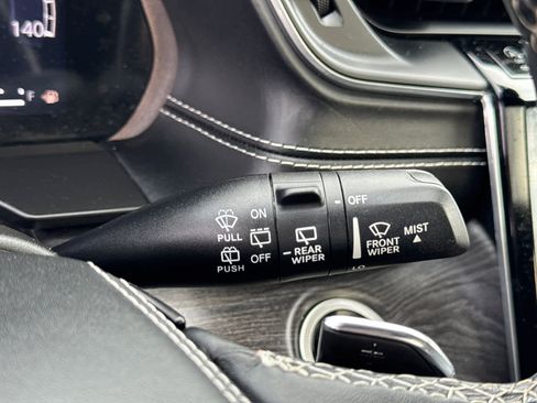 Used 2021 Jeep Grand Cherokee L Overland w/ Luxury Tech Group IV image 19