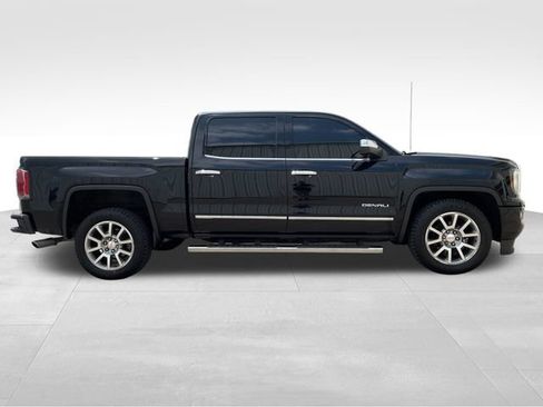 Used 2018 GMC Sierra 1500 Denali AWD/4WD image 6