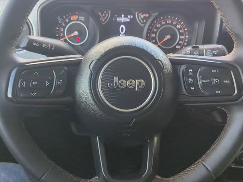 Used 2024 Jeep Wrangler Unlimited Sport AWD/4WD image 15