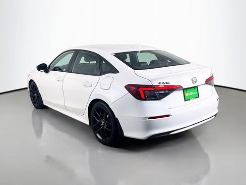 Used 2025 Honda Civic Sport image 7