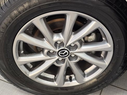 Used 2025 MAZDA CX-5 AWD 2.5 S w/ Preferred Package image 9