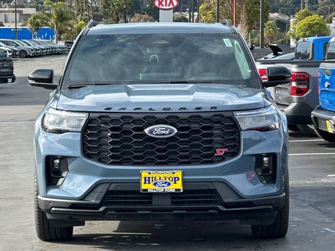 New 2026 Ford Explorer ST w/ Sun And Sound Package image 9