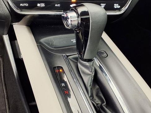 Used 2019 Honda HR-V EX-L image 23