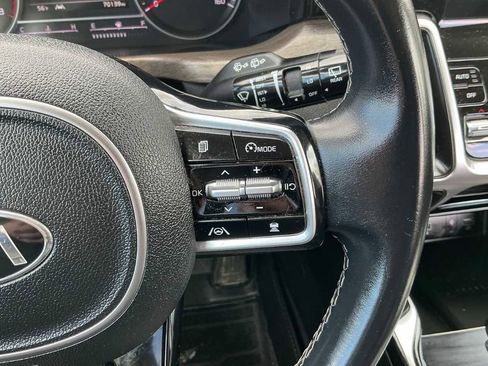 Used 2021 Kia Sorento EX w/ Panoramic Sunroof Package FWD image 10