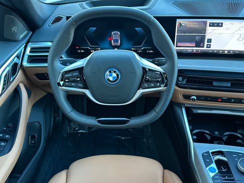 Used 2025 BMW i4 eDrive40 w/ Premium Package image 15