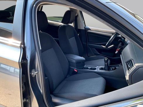 Used 2021 Volkswagen Jetta S FWD image 9