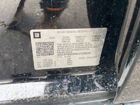 Certified 2019 Chevrolet Silverado 1500 RST image 26