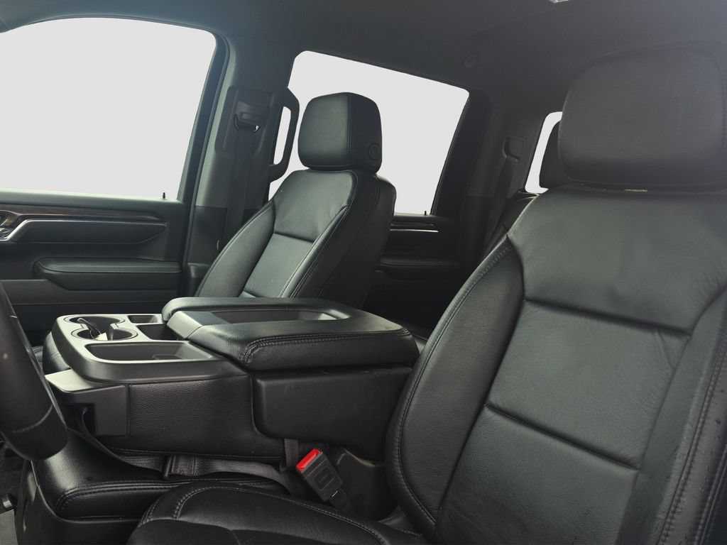 Used 2024 Chevrolet Silverado 3500 LT w/ Convenience Package AWD/4WD image 7
