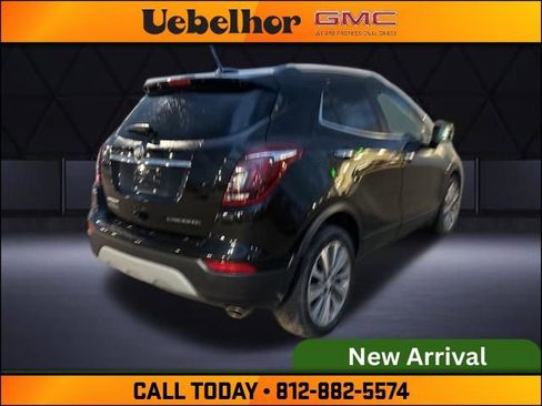 Used 2018 Buick Encore Preferred image 3