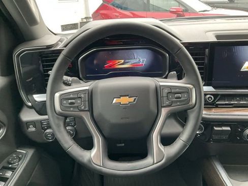 Certified 2025 Chevrolet Silverado 1500 LT image 11